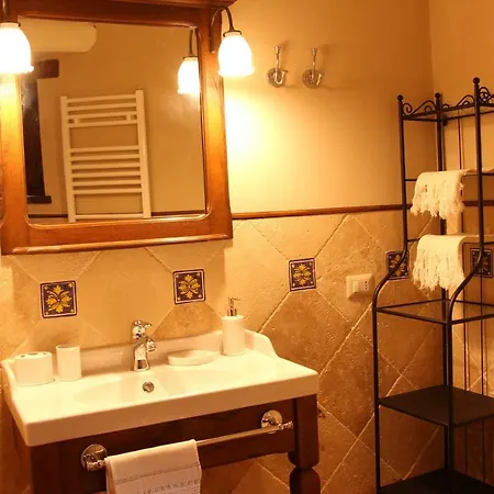 Il Cortile Delle Rose Holiday House Perugia Exterior photo