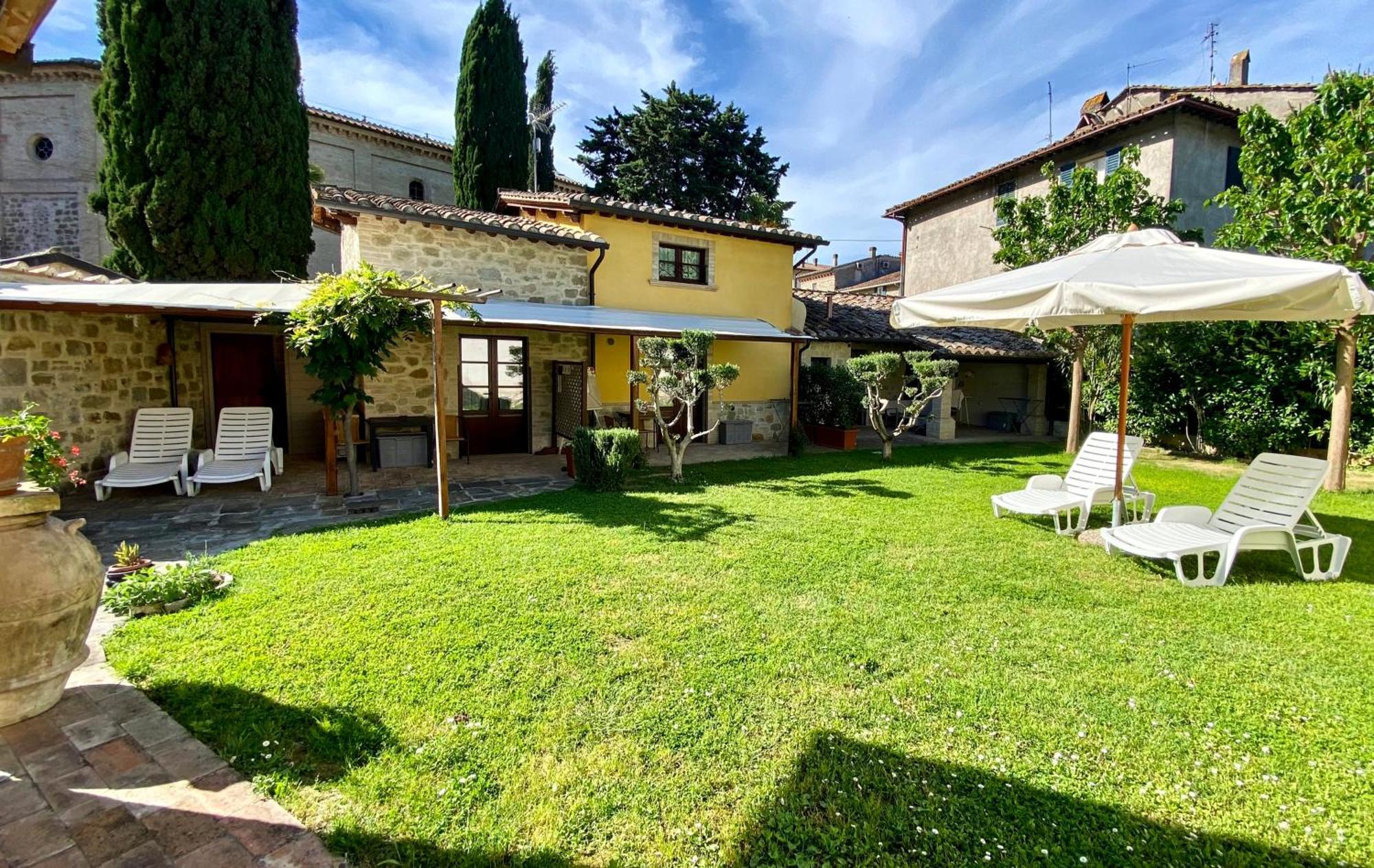 Il Cortile Delle Rose House Ferienhaus Perugia